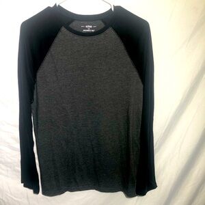 Preloved Mens Size S Urban Pipeline Blk/Gray Long Sleeve Shirt